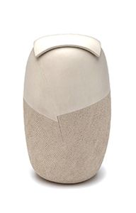 Handgefertigte Keramikurne 