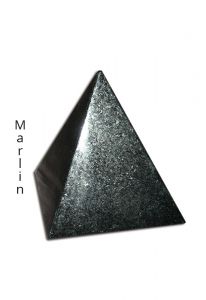 Naturstein Kleinurne 'Pyramide'